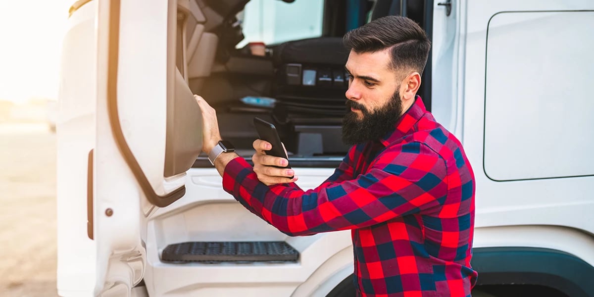 Fleet management mobile app for trucking