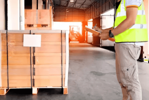 Warehouse preparation of delivery order